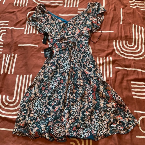 NWT Lulus Charmed I’m Sure Floral Print Midi Dress - Picture 6 of 13